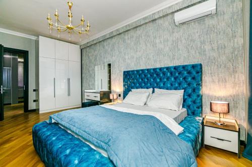 Postel nebo postele na pokoji v ubytování VIP Apartment LEOPARD