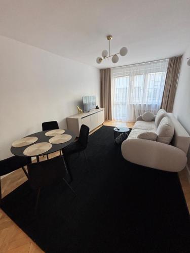 PRZYMORZE APARTAMENT,blisko park Regana, plaża
