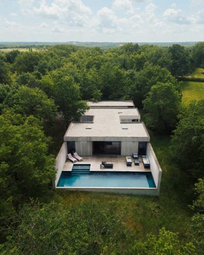 La Maison H by Boutique a Modernist Villa