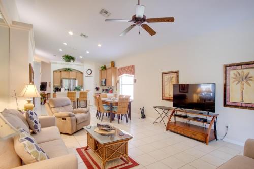 Sunny Villa w/ Lanai: 17 Mi to Disney! photo 11