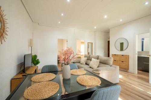 Apartamento de 2 habitaciones con terraza en el centro de Valencia