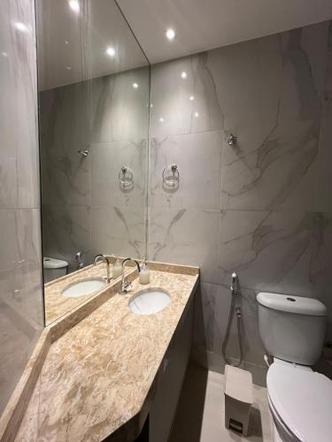 Ένα μπάνιο στο Marauí Guest House