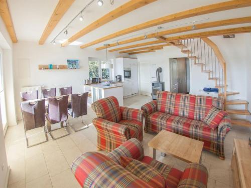 Posezení v ubytování Ferienhaus Mit Atemberaubendem Blick Auf Den See