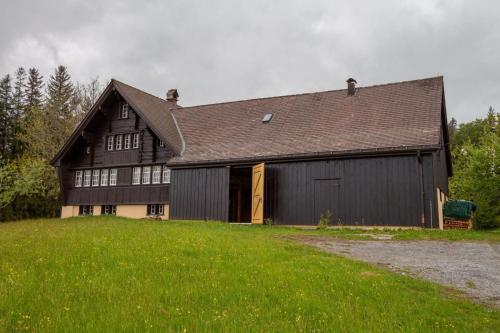 Budova, kde se prázdninový dům nachází