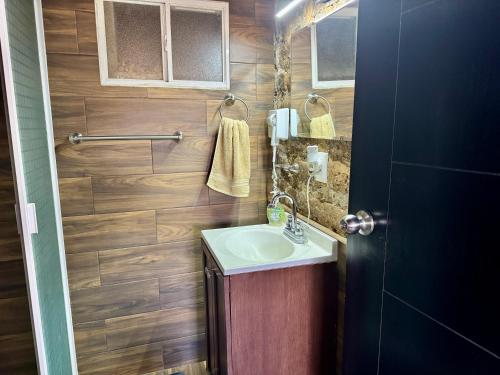 Ένα μπάνιο στο Cabañita TEPOZTLÁN