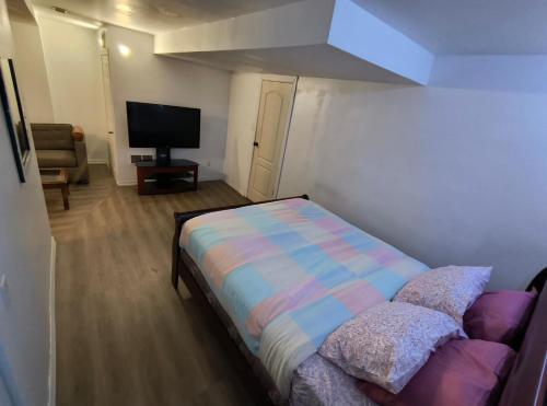 Gallery image of Cozy Bachelor Apartment at Trillium in Kingston