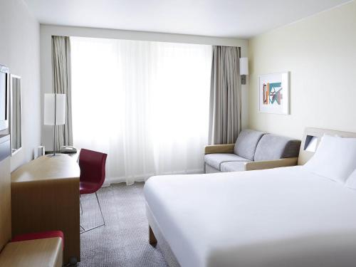 Superior Room with Queen Bed and Sofa Bed
