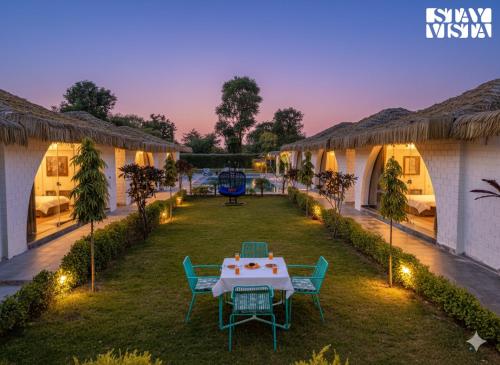 Zahrada ubytování StayVista at Risacca - Amer Luxury cottages