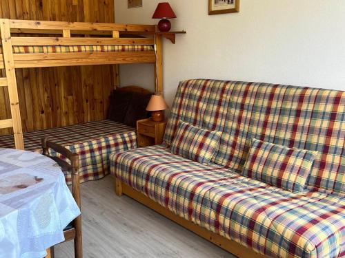 Et opholdsområde på Studio cosy 4 pers, pied des pistes, parking - FR-1-515-238