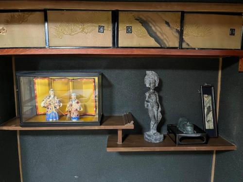 Gallery image of OldJapaneseHouseintheMountains山の中の築100年古民家赤目のやど in Nabari