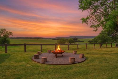 Mitchells FlatにあるStellaview Estateの畑中の火場