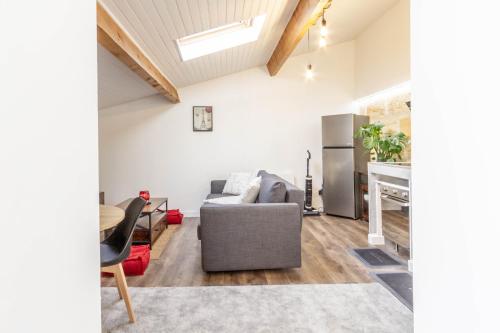 Le Clémenceau - T2 avec terrasse en plein centre