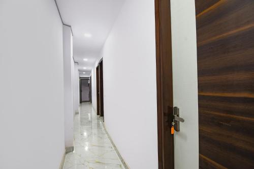 Φωτογραφία από το άλμπουμ του Fabhotel Cosy Rooms - Near Embassies, DU South Campus στο Νέο Δελχί