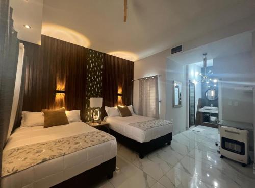 Postel nebo postele na pokoji v ubytování DEPARTAMENTO CON TERRAZA Y VISTA para 6 personas