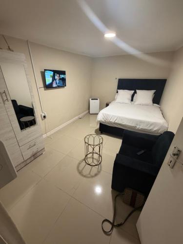 Postel nebo postele na pokoji v ubytování Joy House