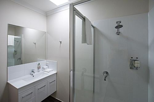 Ένα μπάνιο στο Brantome