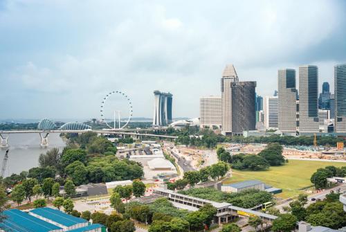 Nespecifikovaný výhled na destinaci Singapur nebo výhled na město při pohledu z hotelu