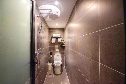 Fotografie z fotogalerie ubytování Fenghuang Sulv Yunzhu River View Homestay v destinaci Feng-chuang