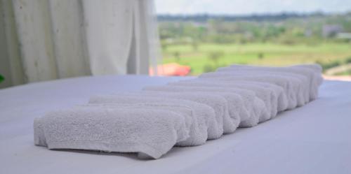 Un ou plusieurs lits dans un hébergement de l'établissement Stay With Moraa