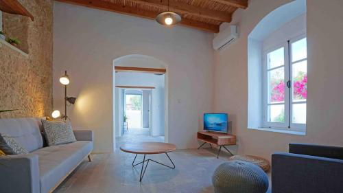 stonebuilt HiddenHouse