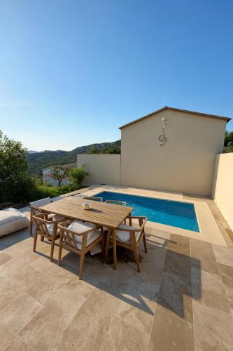 2 villas mitoyennes