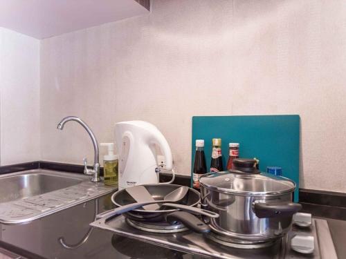 Η κουζίνα ή μικρή κουζίνα στο Apartments in the NICE condominium on Bang Tao Beach