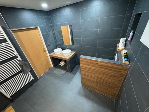 Koupelna v ubytování Penzion pod Špičákem