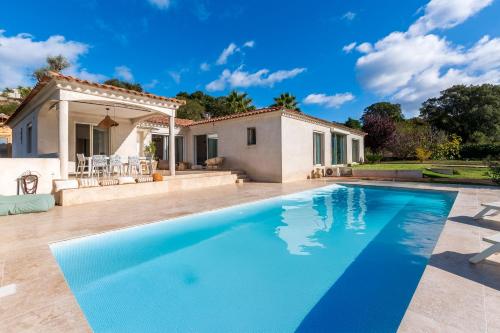 Villa Valle Pace Maria - Piscine Privée