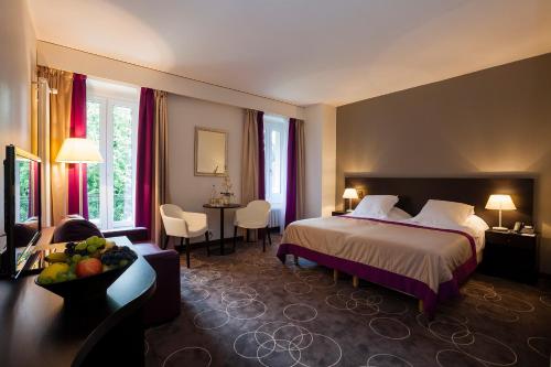 Afbeelding uit fotogalerij van Grand Hotel des Bains in Lavey-les-Bains