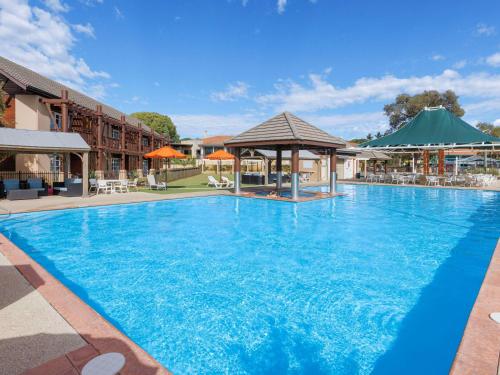 Bazén v ubytování The Sebel Swan Valley the Vines nebo v jeho okolí