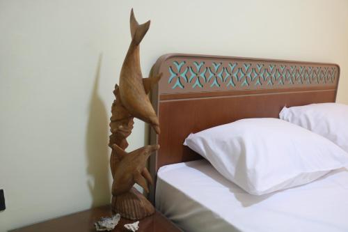 Dolphin suites apartment