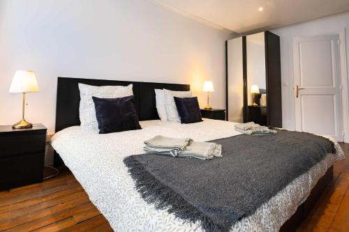 6 Guests Flat Champs Elysees 2 BDR