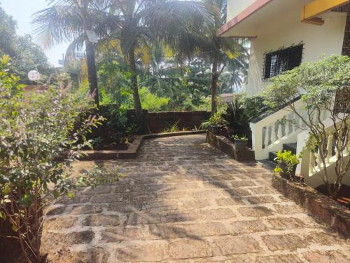 Aed väljaspool majutusasutust sabera residency