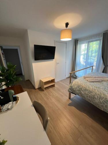 Postel nebo postele na pokoji v ubytování B&B Sayonara