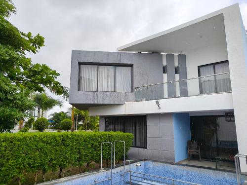 Πισίνα στο ή κοντά στο Castilo the villa