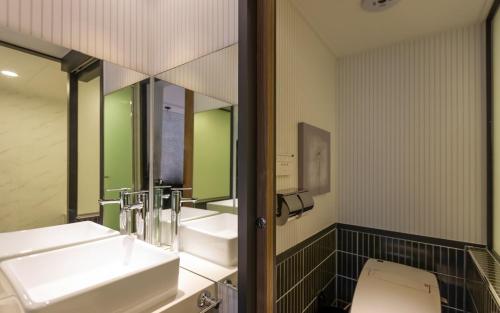 Ένα μπάνιο στο Hotel Yaja Jaesong