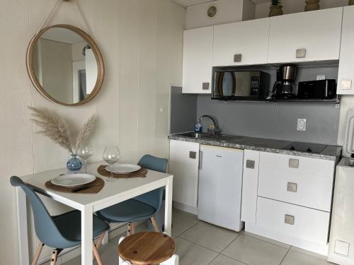 Le Capitole B 302, studio 26m2, clim, 2 adultes 2 enfants