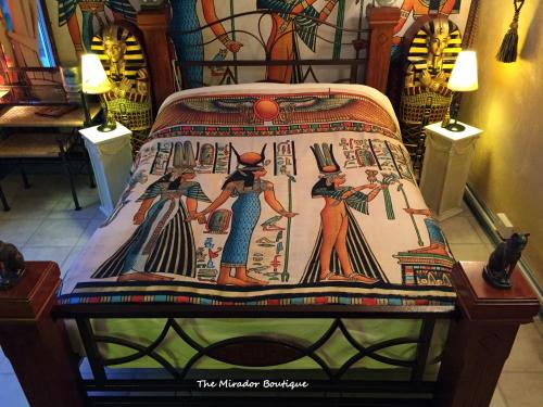 Gallery image of Tonight - Enjoy an Enigmatic Egyptian Experience in Swansea in Swansea