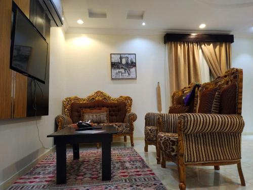 Foto de la galería de شقق همسات انتور المخدومة en Khamis Mushayt