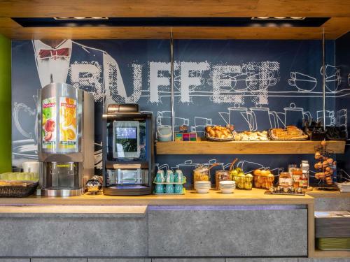 Mâncare la sau în apropiere de acest hotel