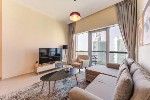 Vacationer Holiday Homes I Tranquil 2 Bedroom I Pool & Gym Access l Close to JBR