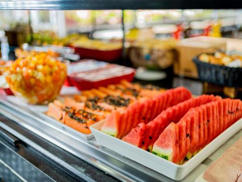 Jídlo v hotelu nebo okolí