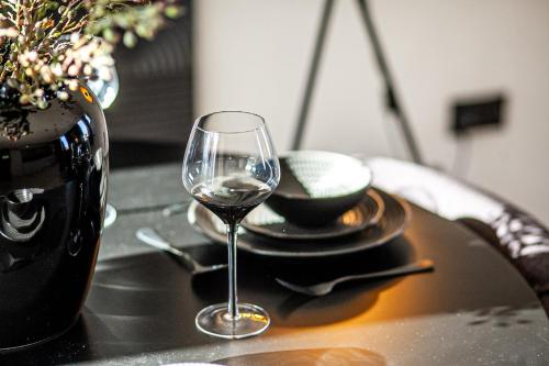 The Black Box-Wyndale Signature Stays photo 18