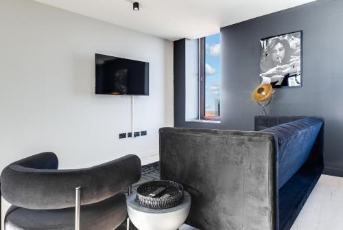 The Black Box-Wyndale Signature Stays photo 25