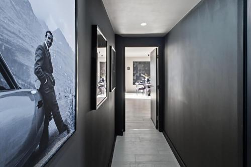 The Black Box-Wyndale Signature Stays photo 51