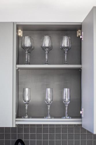 The Black Box-Wyndale Signature Stays photo 53