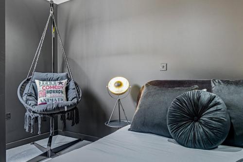 The Black Box-Wyndale Signature Stays photo 68