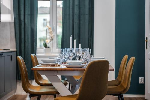 Royal Square View Residence