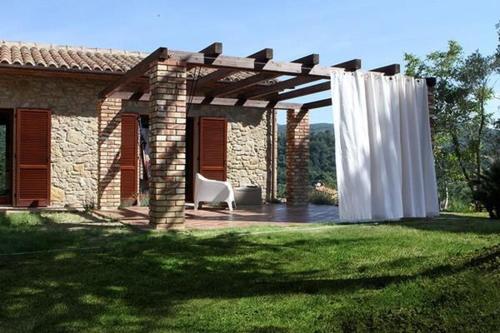 Κήπος έξω από το Ferienhaus In Montescudaio Mit Großem Garten