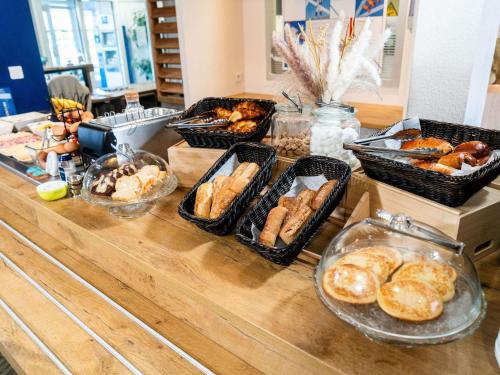 Jídlo v hotelu nebo okolí